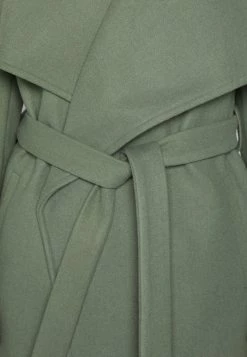 Vila Short Coat - Laurel Wreath -Vila shop 069c23a35b844b8bbb8bdde3474e63b4