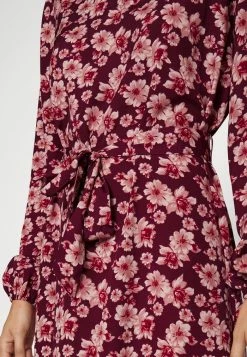 Vila CILLA SHORT V NECK DRESS - Day Dress - Red Aop Flower -Vila shop 098239ec1c1940bc85807b18de09be1b