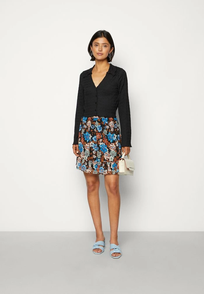 Vila VIFANNA HIGH WAIST SKIRT - Mini Skirt - Black 4 Vila VIFANNA HIGH WAIST SKIRT - Mini Skirt - Black - Image 2
