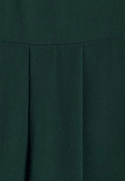 Vila VIMOASHLY V NECK TOP - Blouse - Pine Grove -Vila shop 12f8df6e85e8412a93eb3e3ccd8a9928