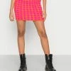 Vila VICHEKINA SHORT SKIRT - Mini Skirt - Fuchsia Pinkchecks/tangerine -Vila shop 2105c4e0191e4153883e89e5f36ff061