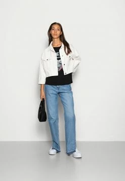 Vila VIPRINTY - Print T-shirt - Black -Vila shop 2c52ddd883dd42ce95f9e2f03b6aefc2