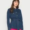 Vila VIHELMI ANA JACKET - Denim Jacket - Dark Blue Denim