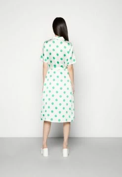 Vila CASSEY DRESS - Shirt Dress - Kelly Green -Vila shop 34b9a851de4e40179a384ccebd761cde