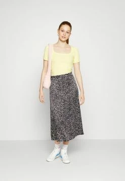 Vila VIPAPER SKIRT - A-line Skirt - Black -Vila shop 4b0118e576ca4b41a0edc80d54e95f7b