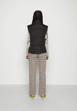 Vila VIKARLA SHORT BLOCKED VEST - Waistcoat - Black/pale Iris -Vila shop 4c0729f319224633890a39716f758e77