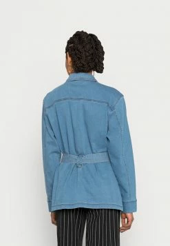 Vila VIHELMI ANA JACKET - Denim Jacket - Light Blue Denim 9 Vila VIHELMI ANA JACKET - Denim Jacket - Light Blue Denim -Vila shop 51d229904e24482e83610fe299c15792