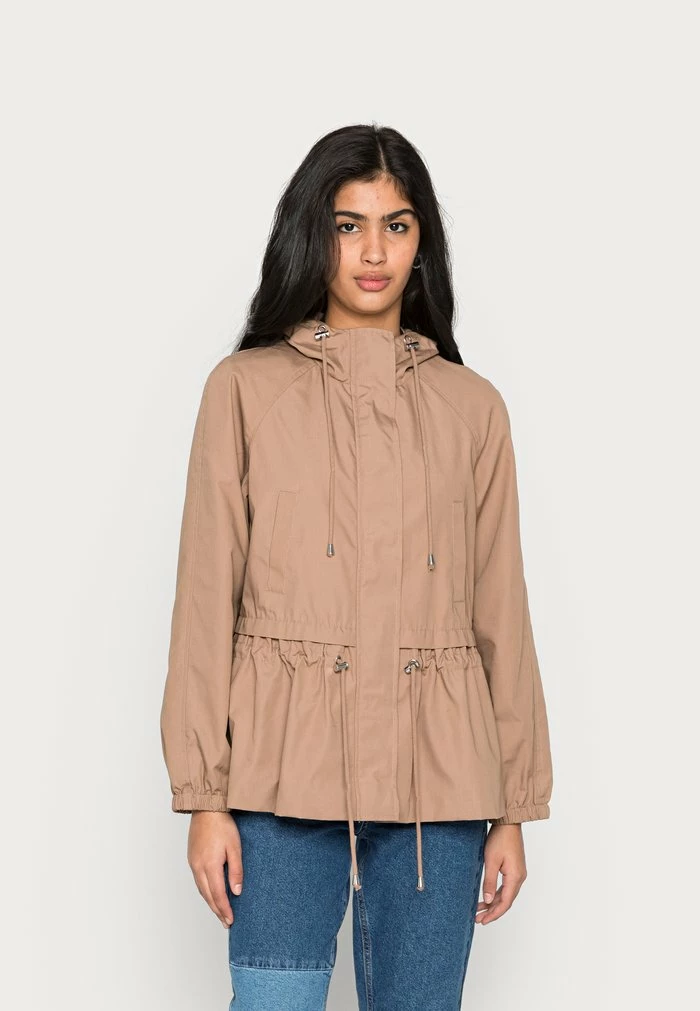 Vila VIABIGALE SHORT PARKA - Summer Jacket - Portabella 3 Vila VIABIGALE SHORT PARKA - Summer Jacket - Portabella