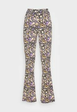Vila VIZALINE - Leggings - Trousers - Black/floral -Vila shop 6f8bdbca85994afb99adf11089a35c43