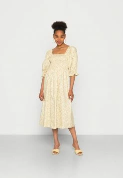 Vila COLMENA DRESS - Day Dress - Cloud Dancer