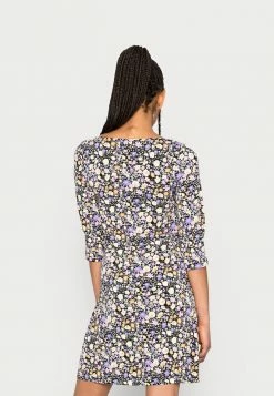 Vila VIZALINE - Day Dress - Black/floral -Vila shop 77438ebcc0b64470af89d3cfab7aa0d1