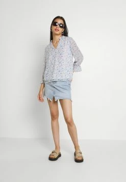 Alternative view of Vila VIBLOSSOMS - Blouse - Cloud Dancer
