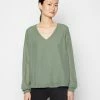 Vila VIMICHELLE V-NECK - Long Sleeved Top - Green