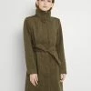 Vila VIPOKU HIGH NECK COAT - Classic Coat - Dark Olive 2 Vila VIPOKU HIGH NECK COAT - Classic Coat - Dark Olive -Vila shop 97c08f27f24f41a48ba903e19017896c