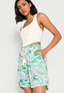 Vila VICUB PIA - Shorts - Birchtia -Vila shop 9e5e5ed20e714831b8c54dd51b4e2171