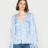 Vila VIMALIN CORBA PUFF SLEEVE - Blouse - Cloud Dancer/light Blue -Vila shop a0131970c9bf44a49468380c6681595e
