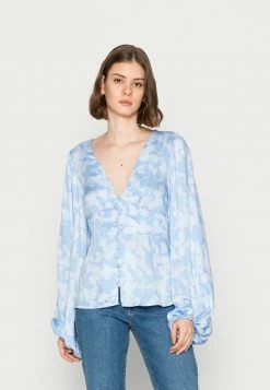 Vila VIMALIN CORBA PUFF SLEEVE - Blouse - Cloud Dancer/light Blue