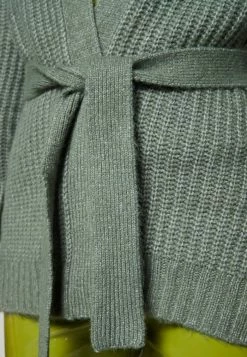 Vila VIFELO - Cardigan - Laurel Wreath 13 Vila VIFELO - Cardigan - Laurel Wreath -Vila shop a5fbb60784e44a33b0fd838687bc31e8