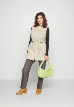 Vila shop -Vila shop a7f8e010c884488496e7db7bc544fb93