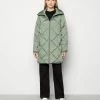 Vila VIADAYA NEW NOOS - Winter Coat - Laurel Wreath