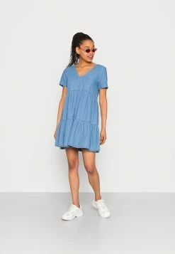 Alternative view of Vila VIFELLI ANY V NECK DRESS - Denim Dress - Medium Blue Denim