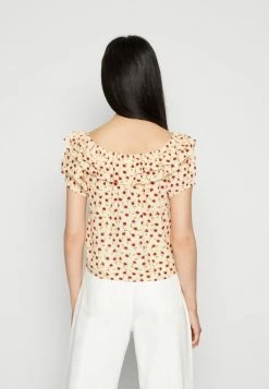 Vila VIMESA OFF SHOULDER - Print T-shirt - Sunlight -Vila shop da483626aac84a58a7f059eac76dfe4d