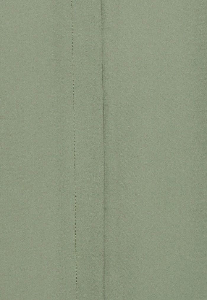 Vila VILUCY - Button-down Blouse - Four Leaf Clover 5 Vila VILUCY - Button-down Blouse - Four Leaf Clover - Image 3