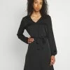Vila VIELLETTE VNECK DRESS - Day Dress - Black
