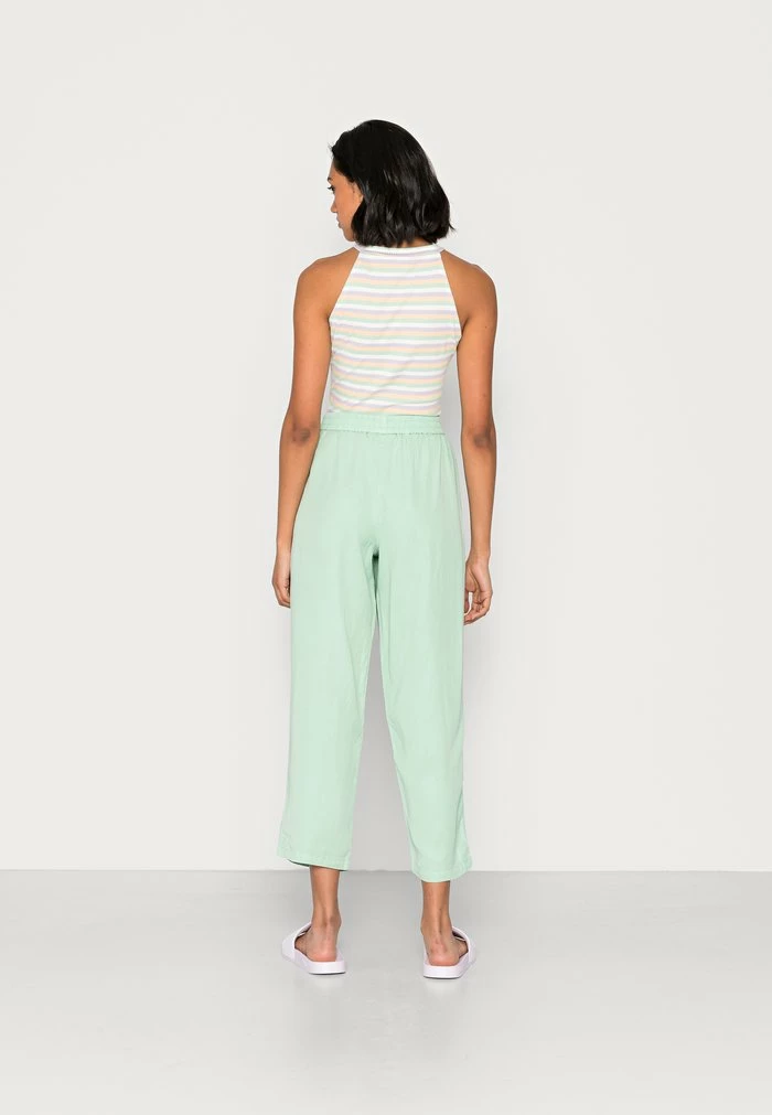 Vila VIPYRA LISTI STRAIGHT - Trousers - Grayed Jade 5 Vila VIPYRA LISTI STRAIGHT - Trousers - Grayed Jade - Image 3