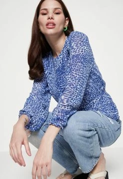 Vila VIFULLA TIE BELT TOP - Blouse - Blue 11 Vila VIFULLA TIE BELT TOP - Blouse - Blue -Vila shop f79191f32a5e4287a9b342baf5e4e659