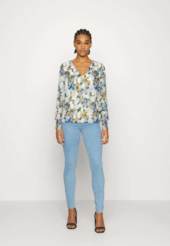 Vila VIADELINE V NECK SMOCK - Long Sleeved Top - Blue 4 Vila VIADELINE V NECK SMOCK - Long Sleeved Top - Blue - Image 2